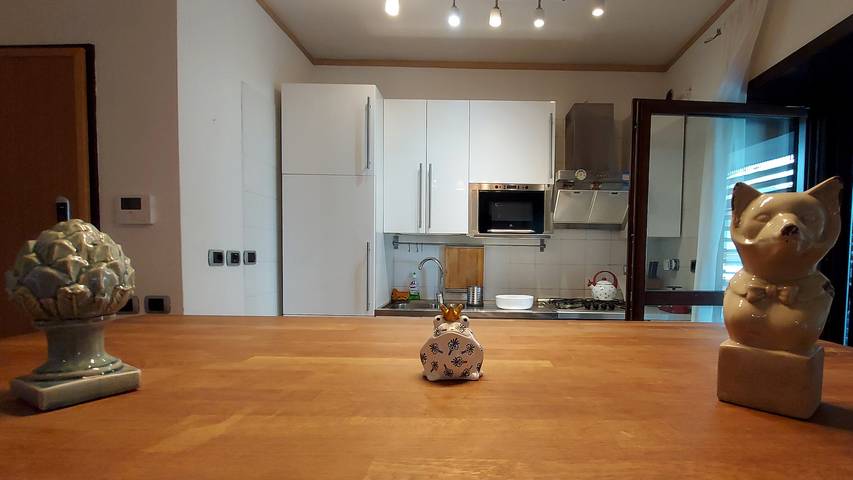 Ferienwohnung für 5 Personen, mit Balkon/Terrasse und Garten sowie Seeblick in Rom - 3