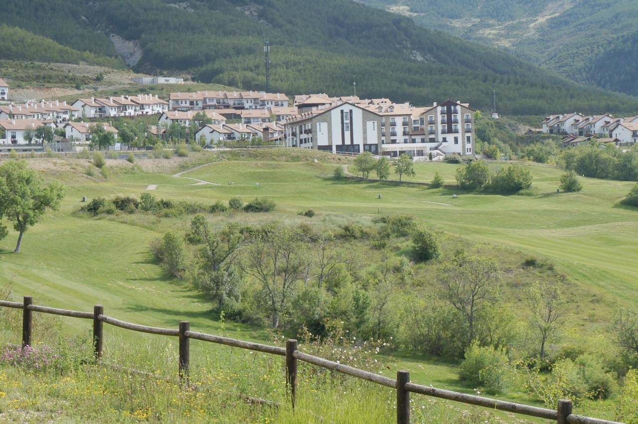 Apartamento entero, Superior Apartment in Jaca, Pirineo Aragonés