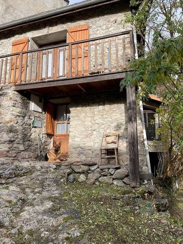 Maison de campagne pour 6 personnes, avec jardin ainsi que balcon et vue à Capoulet-et-Junac