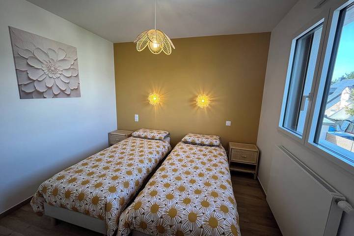 Location de vacances pour 10 personnes, avec terrasse et jardin dans Petite plage de Kervoyal - 4