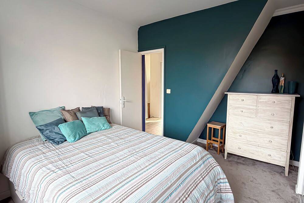 Superb 4 bedroom house with garden - Marcq/Lille in Marcq-en-Barœul, Lille region