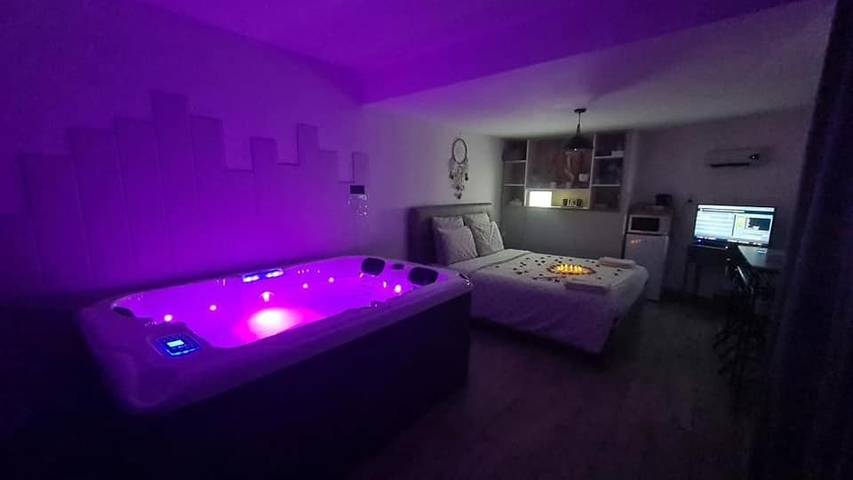 Gîte pour 2 personnes, avec terrasse et jacuzzi à Bourseville - 3