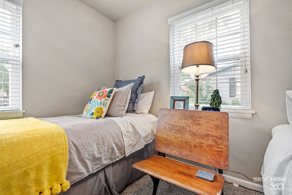 The Orange Door just steps from art, trails & dining in Bentonville, Ozark Mountains