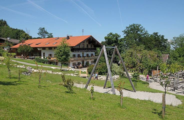 Ferienhaus für 17 Personen, mit Garten und Seeblick - 1