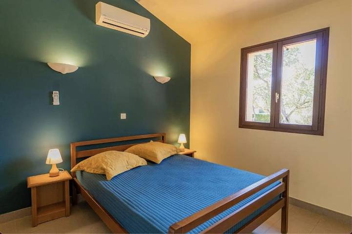 Gîte pour 8 personnes, avec balcon et piscine à Taglio-Isolaccio - 3
