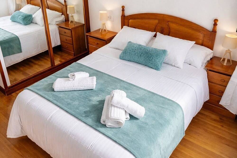 Ganze Wohnung, Bright apartment in Llanes near downtown and beaches in Llanes, Costa Verde (Spanien)