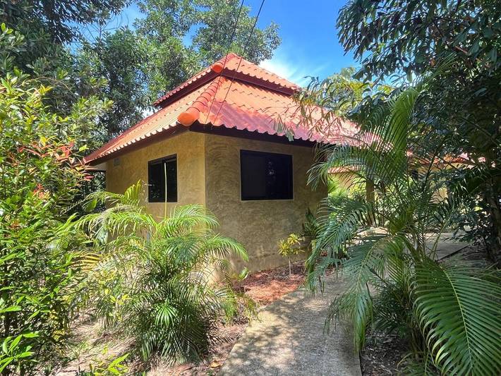 Maison d’hôte pour 2 personnes, avec jardin et balcon