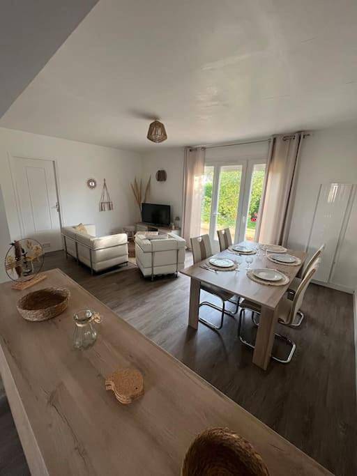 Location de vacances pour 6 personnes, avec jardin et terrasse, animaux acceptés à Colleville-Montgomery