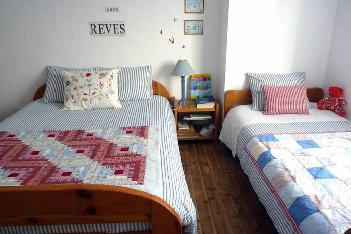 Location de vacances pour 5 personnes, avec jardin à Sizun - 2