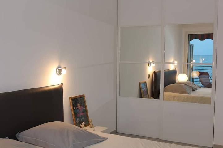 Appartamento intero, Splendido appartamento fronte mare vista mare in Cagnes-sur-Mer, Costa mediterranea (Francia)