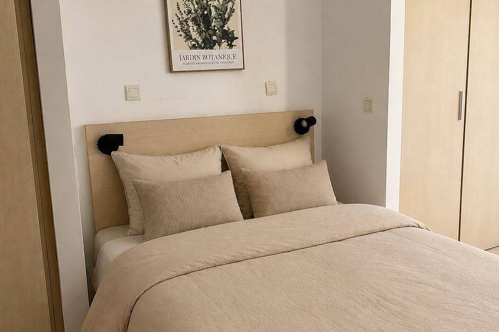Appartement entier, Corse-les terrasses de Lozari (T3) près l'Ile-Rousse 6 personnes logement rénové in Losari, Belgodère