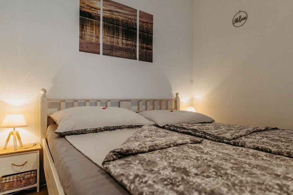 Ganze Wohnung, Appartement Elisa, Dusche, Wc, Studio - Ferienwohnungen Reiner in Mörbisch am See, Leithaberg