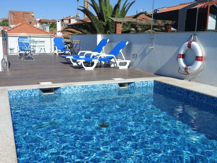 Apartamento estúdio para 2 pessoas, com piscina e terraço no Região Norte