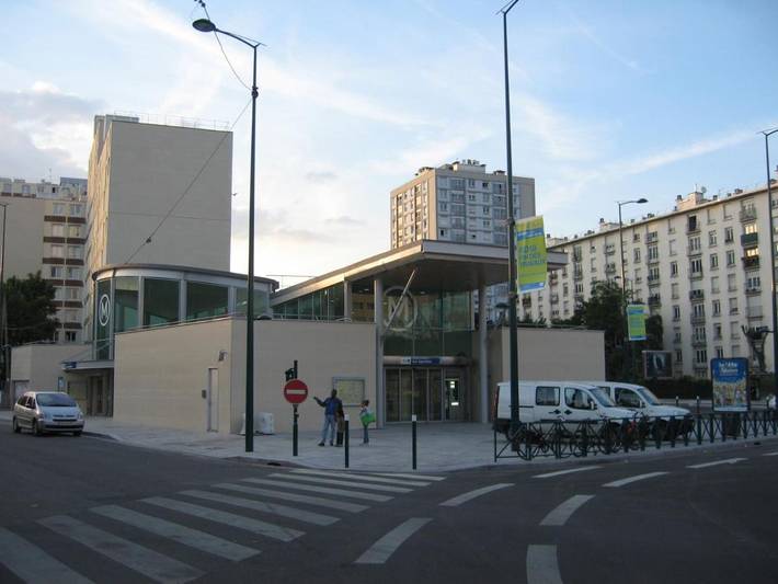 Maison d’hôte pour 2 personnes, avec jardin et jacuzzi à Gennevilliers
