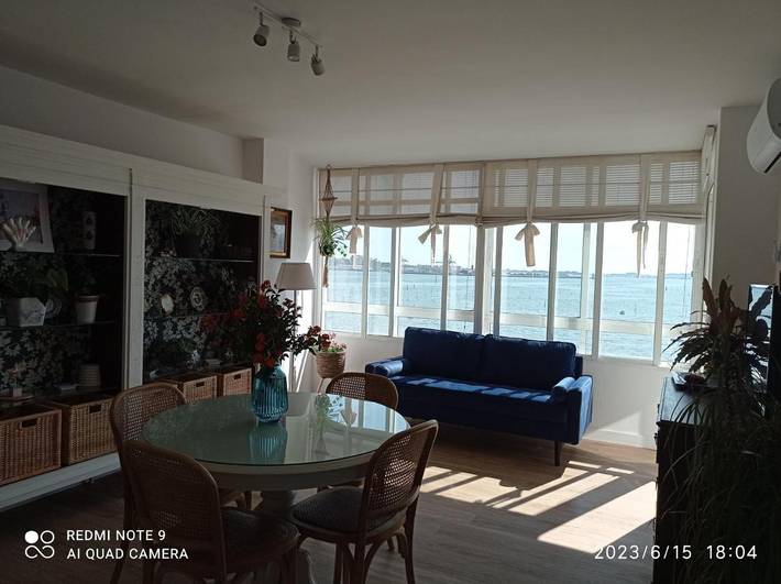 Ferienwohnung für 3 Personen, mit Ausblick und Balkon sowie Garten - 1