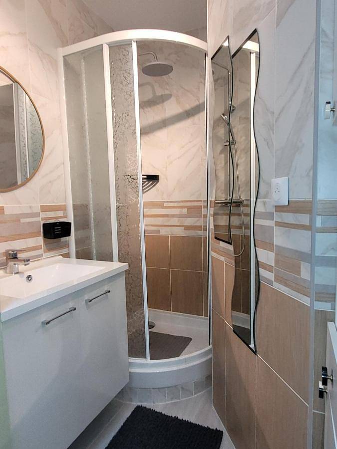 Gîte pour 2 personnes, avec jardin et piscine à Avensan - 4