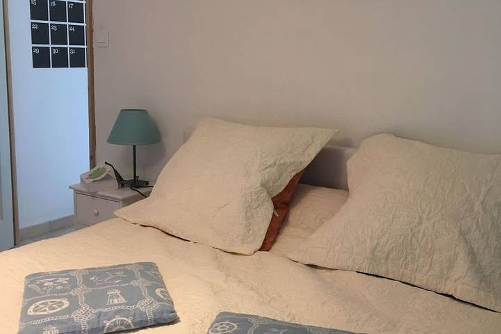 Location de vacances pour 6 personnes, avec jardin à Urville-Nacqueville - 3