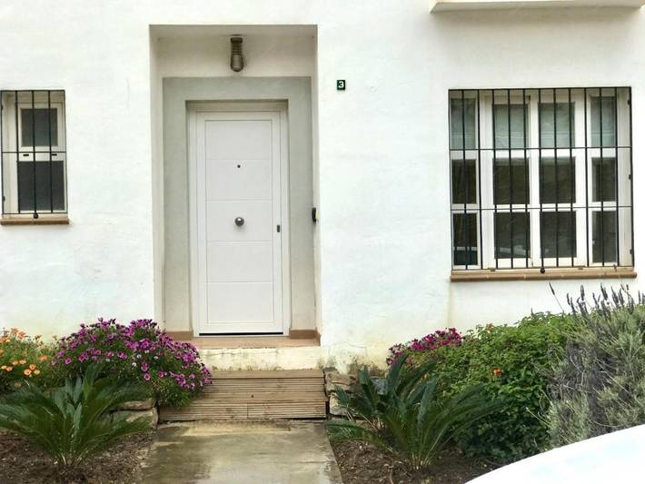 Casa rural para 6 personas, con vistas además de piscina y jardín en Manilva - 3