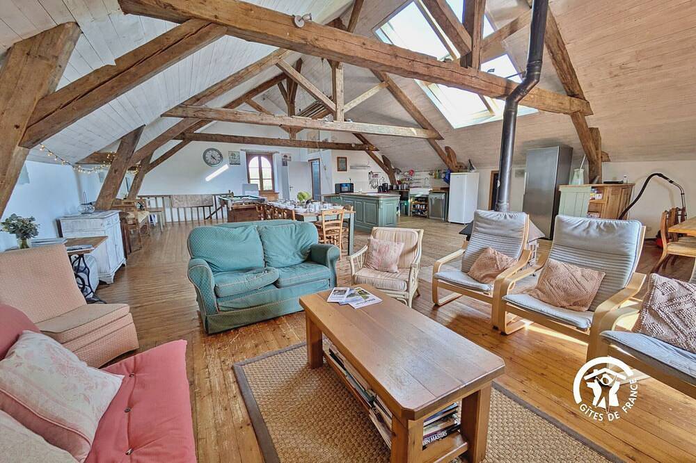 Historische Mühle, 5 Zimmer, Flussblick, Billard, Tischtennis in Saint-Sulpice (Mayenne), Mayenne