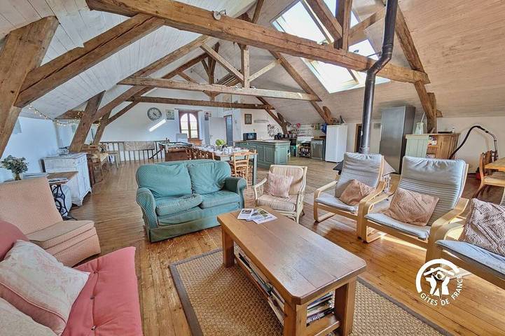 Gîte pour 14 personnes, avec Balcon à Saint-Sulpice (Mayenne)