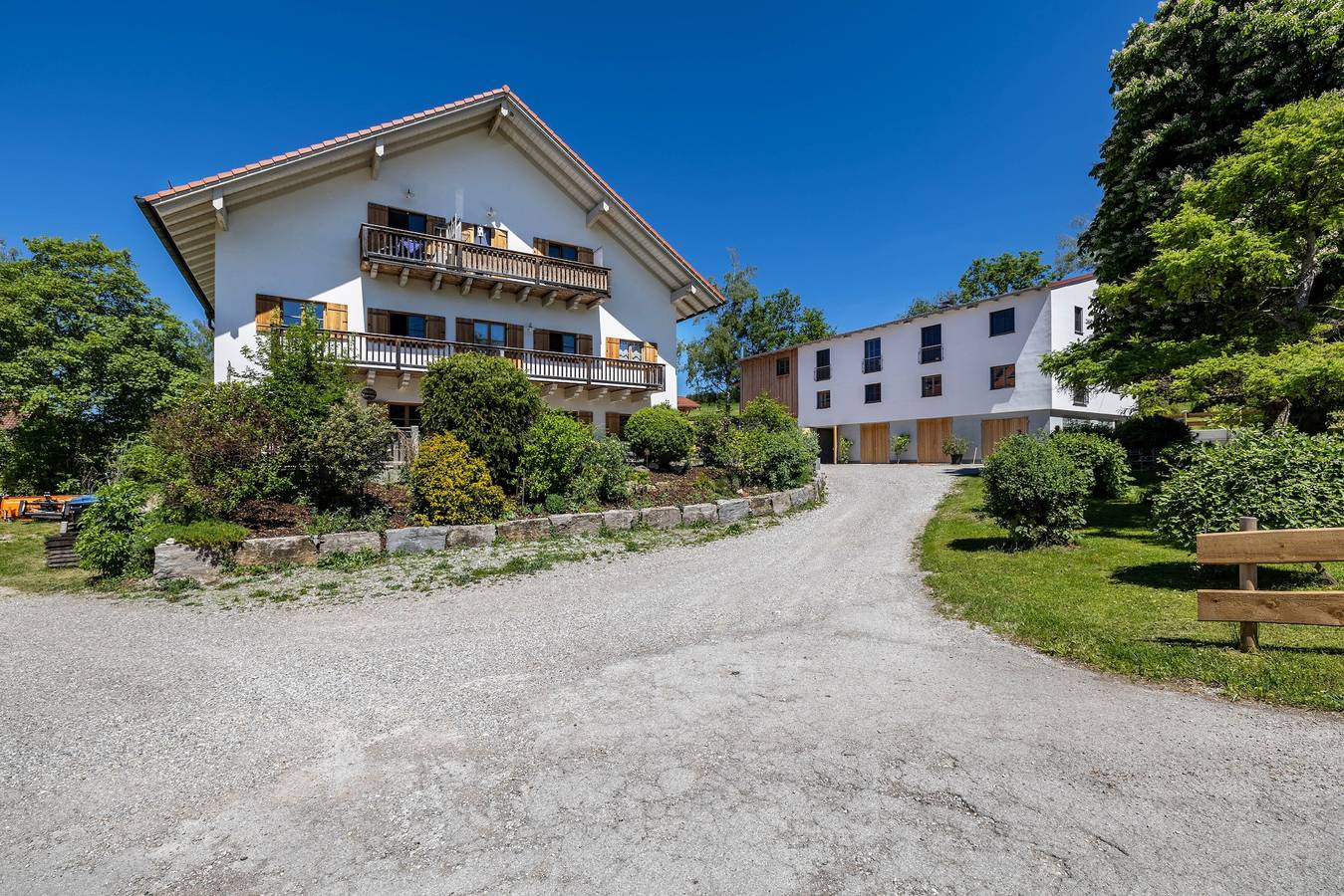 Ganze Wohnung, Apartment 'Hof am Ammersee' mit Seeblick, Balkon und Wlan in Pähl, Ammersee