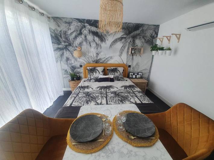Appartement de vacances pour 2 personnes, avec Terrasse ainsi que Jardin et Piscine à Mios