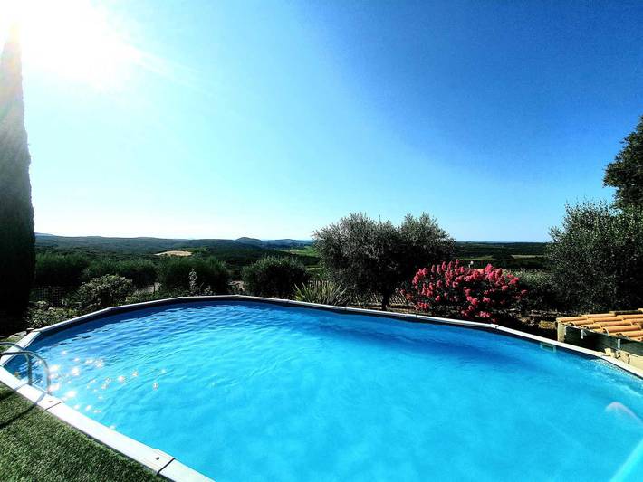 Gîte pour 7 personnes, avec jardin et piscine