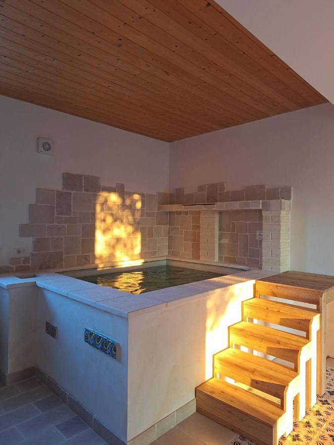Chambre d’hôte pour 4 personnes, avec piscine ainsi que vue et jardin à Noci - 4