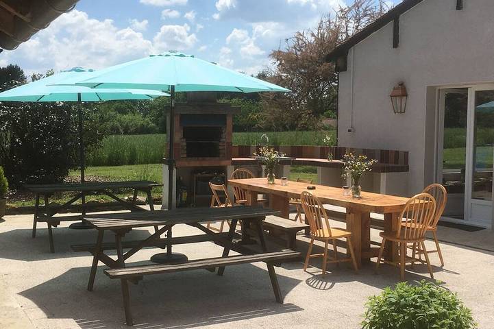 Gîte pour 4 personnes, avec piscine et jardin à Chalais (Aquitaine) - 4