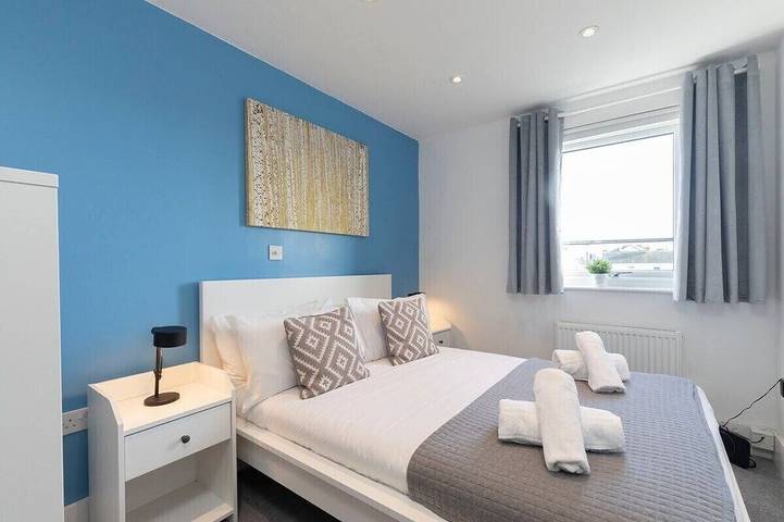 En Ville-Maison-Vue ville-Salle de bain privée in Cheltenham, Gloucestershire