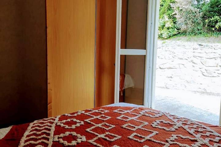 Location de vacances pour 8 personnes, avec terrasse et jardin à Brousses-et-Villaret - 3