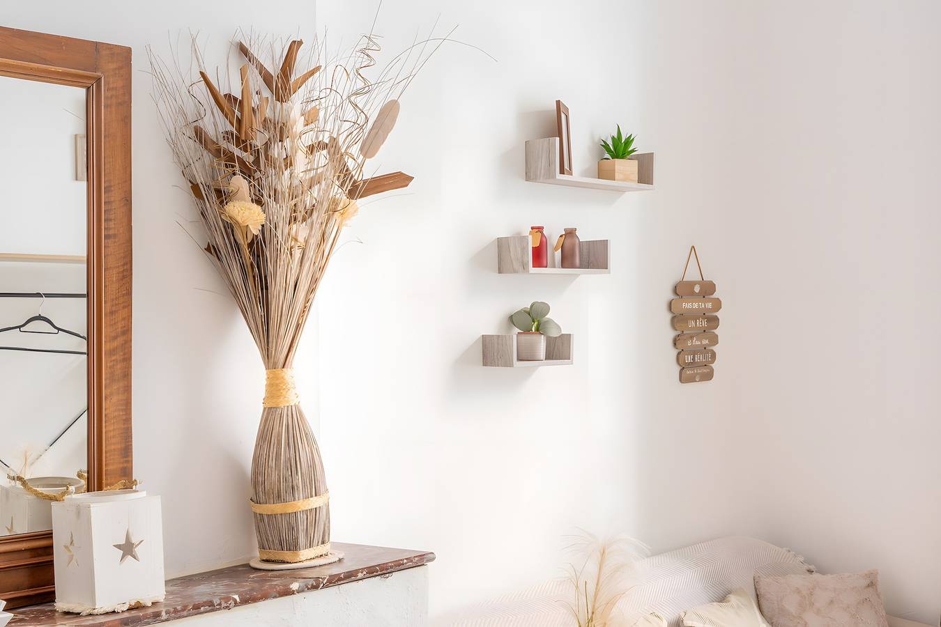 Appartement entier, Maison de vacances « Studio mezzanine cosy au centre » avec Wi-Fi in Beaucaire, Région de Nîmes