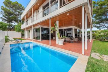 Villa in Playa de Alcúdia, Alcúdia für 6 