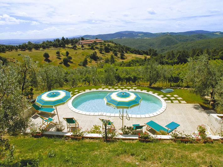 Appartamento per 2 persone, con Terrazza e Giardino nonché Panorama a Gambassi Terme