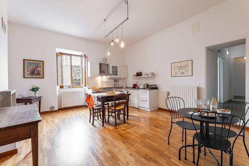 Apartamento vacacional entero, Apartamento de vacaciones para 6 personas aprox. 80 qm en Sarnano, Marcas (Provincia de Macerata) in Sarnano, Parque Nacional de los Montes Sibilinos