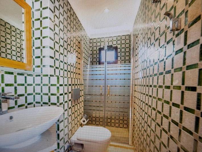 Villa pour 12 personnes, avec Terrasse ainsi que Jardin et Piscine à Sirmione - 4