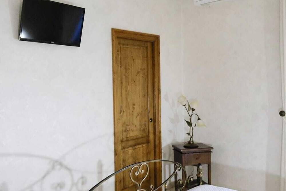 Villa Sideris, 3-bedroom villa  in Putignano, Province de Bari