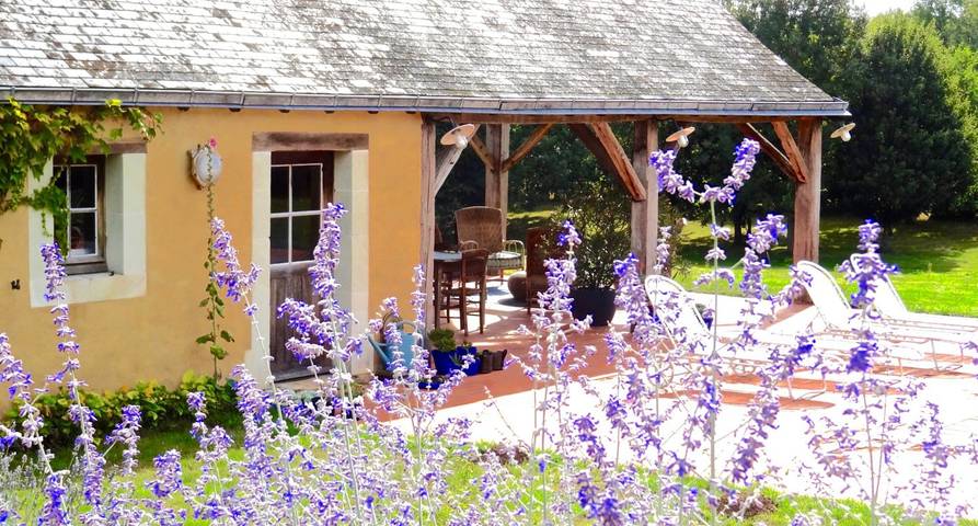 Chambre d’hôte pour 2 personnes, avec piscine et jardin dans la Sarthe - 2