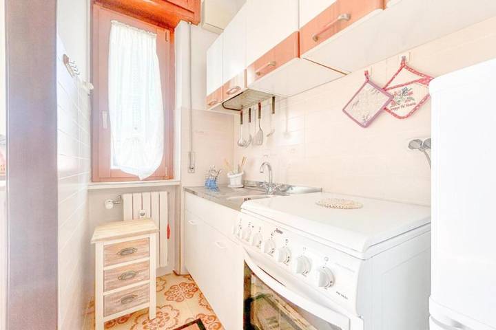 Gîte pour 2 personnes, avec balcon, adapté aux familles à Borghetto Santo Spirito - 4