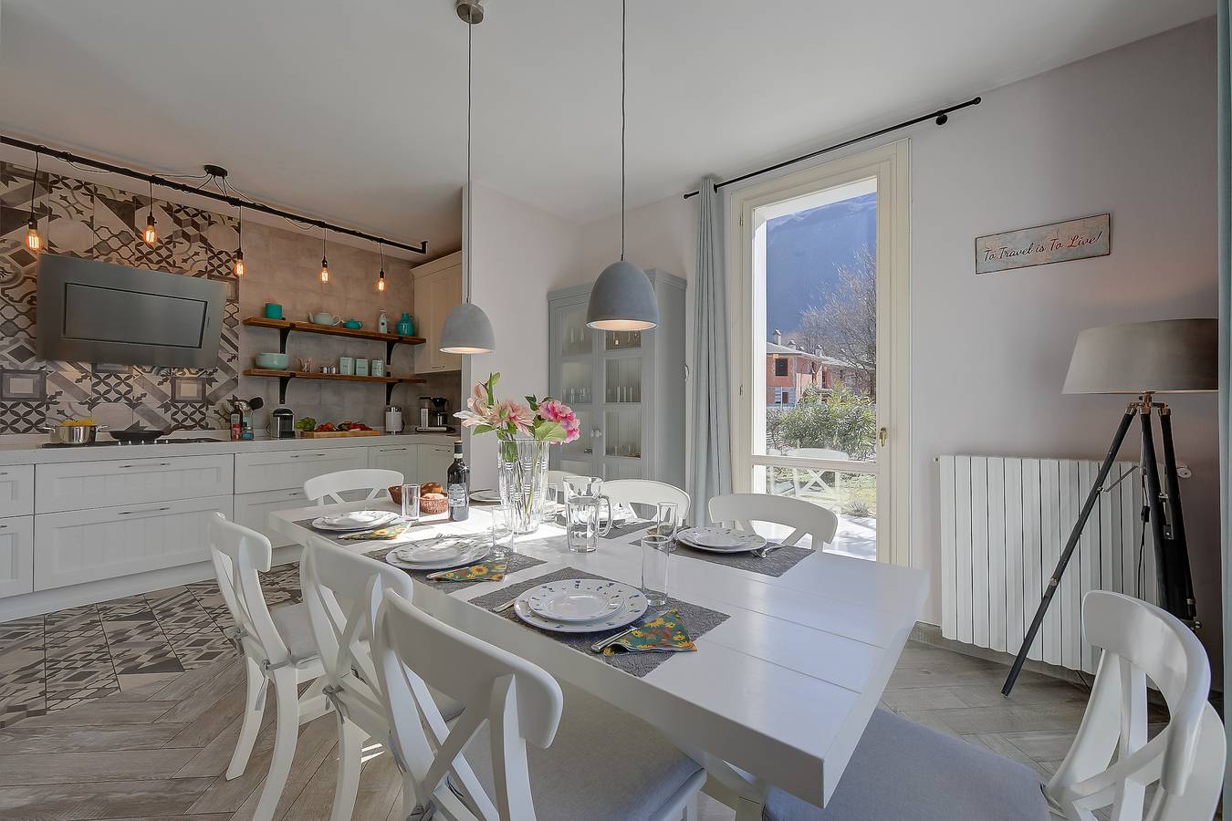 Ganze Wohnung, Ferienwohnung für 8 Personen mit Terrasse in Porlezza, Gemeinde Porlezza