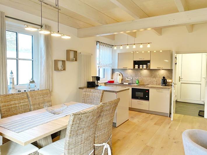 Ferienhaus für 4 Personen, mit Garten und Ausblick in Lohme - 2