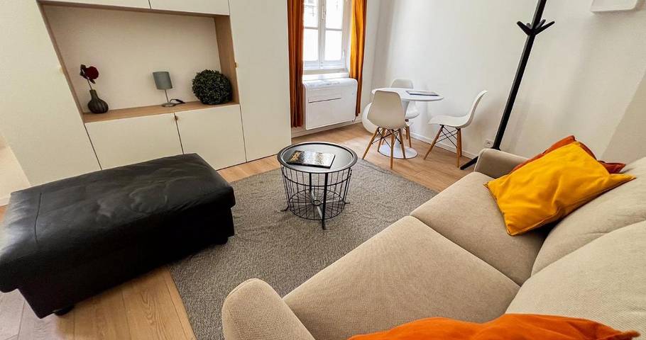 Gîte pour 2 personnes dans Théâtre des Halles - 4