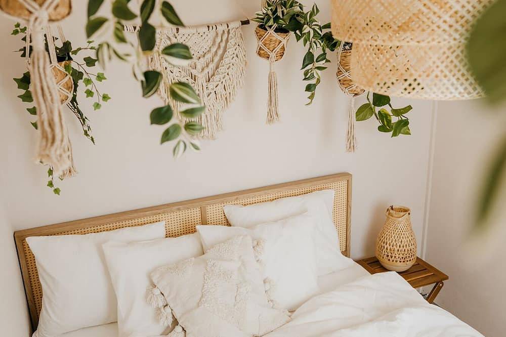 Ganze Wohnung, Boho Old town Apartment with Balcony in Bratislava, Bratislava und Umgebung