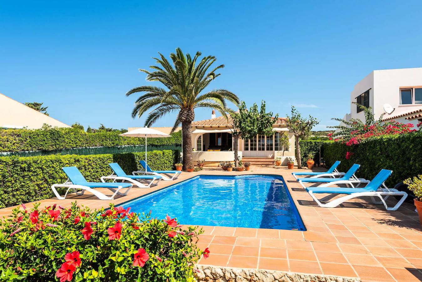 Menorca Tana in Cala Blanes, Ciudadela