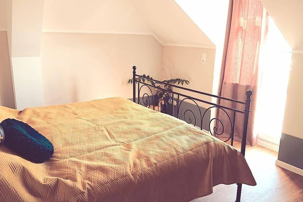 Ganze Wohnung, Ferienwohnung Charlie Chaplin - Villa Weißbach - Haus Hilda in Flöha, Chemnitz und Umgebung