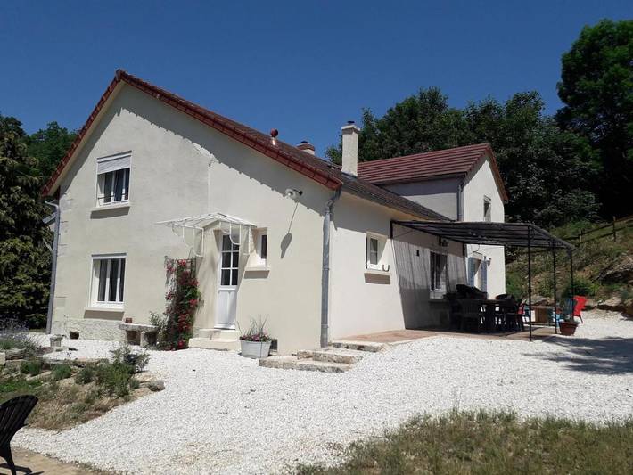 Location de vacances pour 8 personnes, avec Terrasse dans Bellenod-sur-Seine