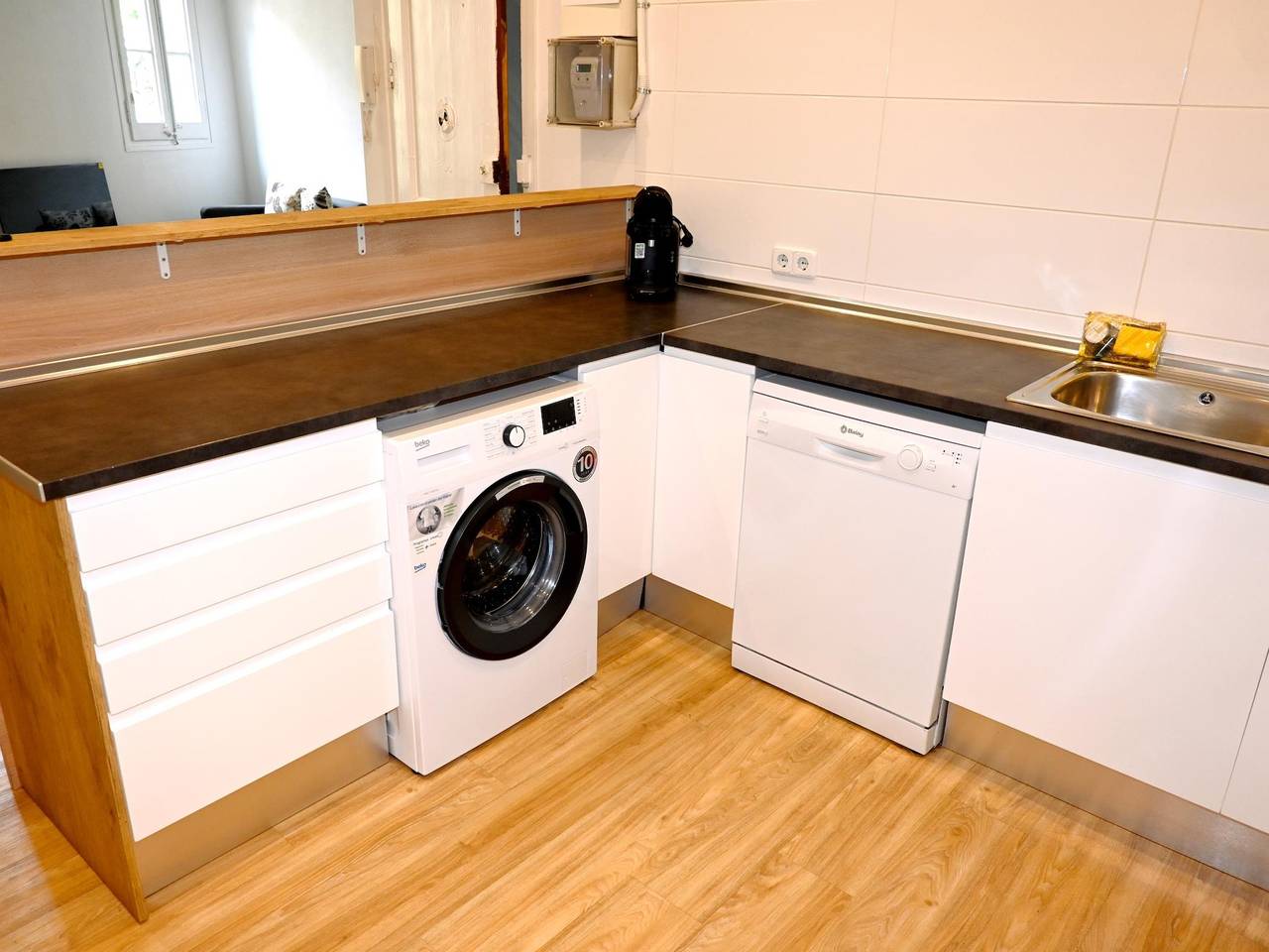 Entire vacation apartment, Homenfun Barcelona Paseo de Gracia in Barcelona Centre, Barcelona