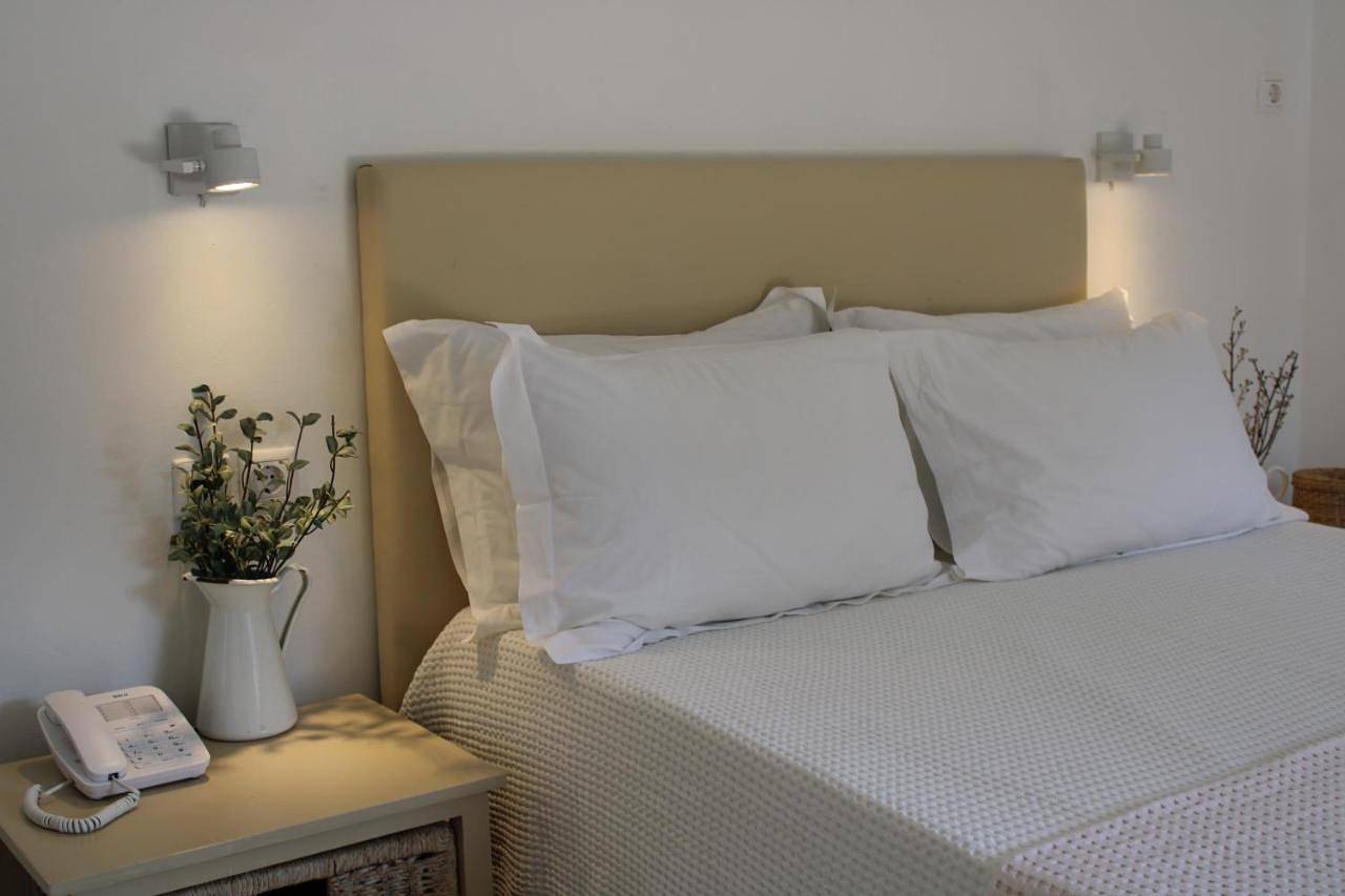 Zefiros Traditional Hotel in Paleokastritsa, Corfou