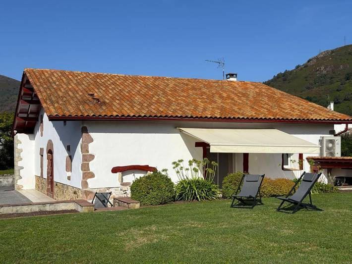 Martirenia in Ossès, Bayonne und Umgebung