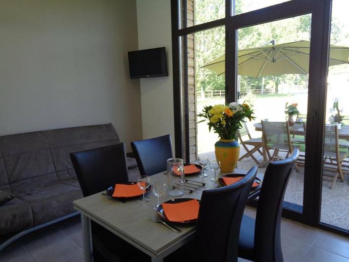 Location de vacances pour 4 personnes, avec terrasse à Veauchette - 2